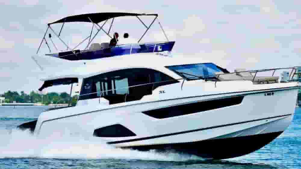 2019 SEALINE F430