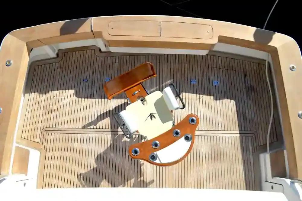 Bertram Convertible 570 For Sale