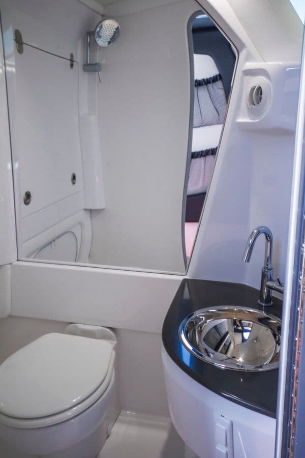 2026 Nor-Tech 450 Sport for Sale in Fort Lauderdale, Florida Walk-around Boats 5