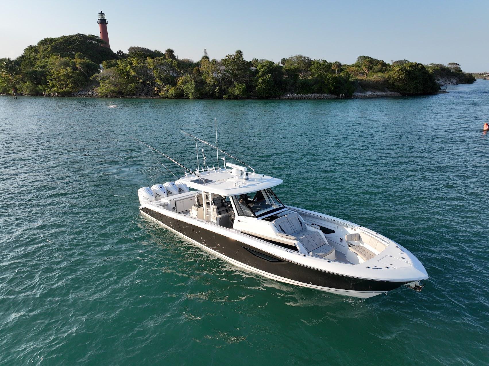 Pursuit S 428 For Sale