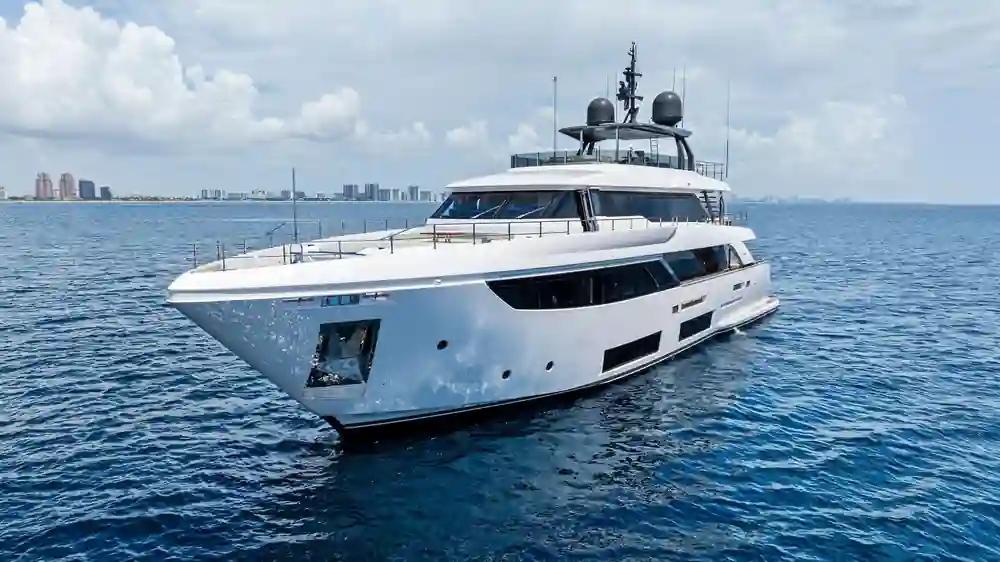 Custom Line Navetta 33 For Sale
