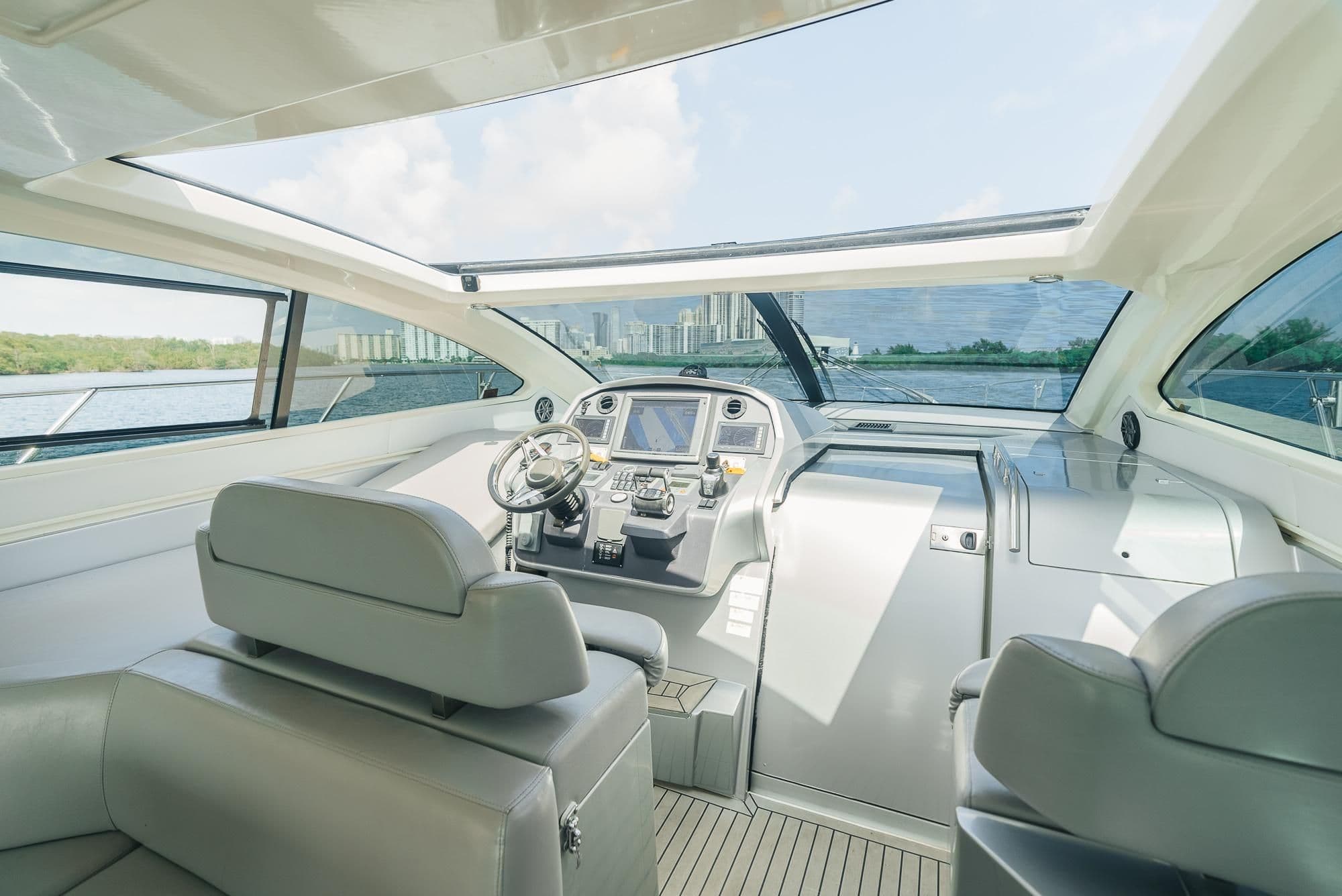 2013 Azimut Atlantis 58 for Sale in Miami Beach, Florida Motor Yacht 3