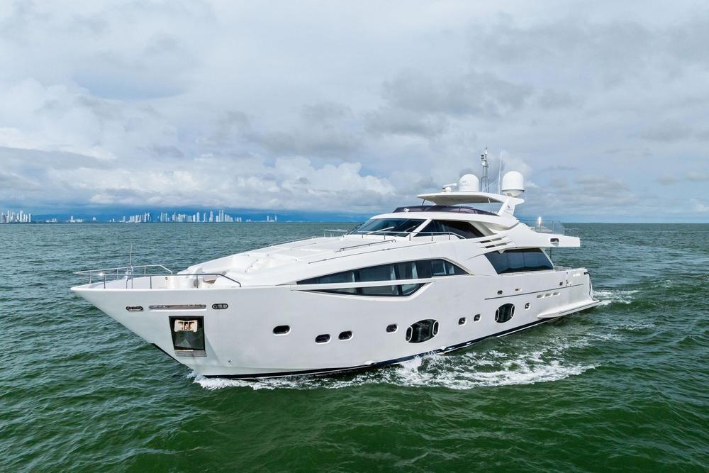 2014 Custom Line 100