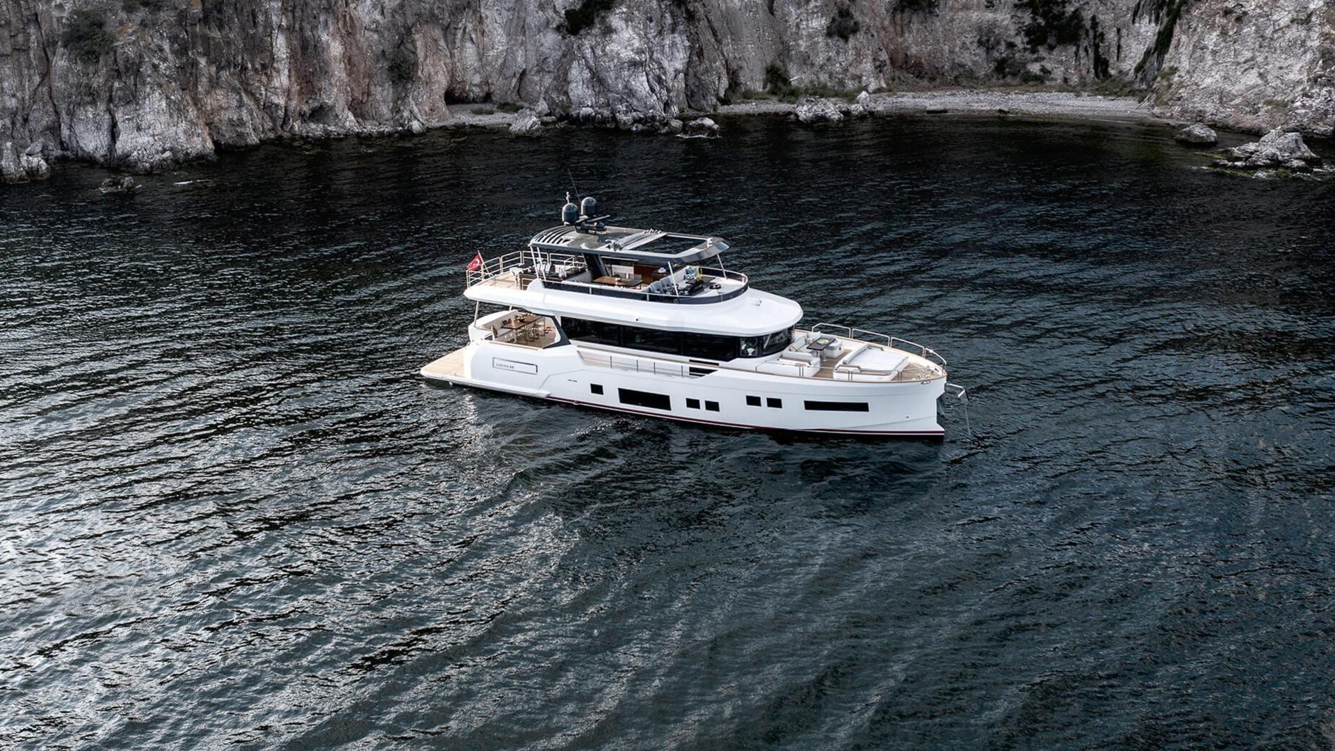 Sirena Yachts 68 For Sale