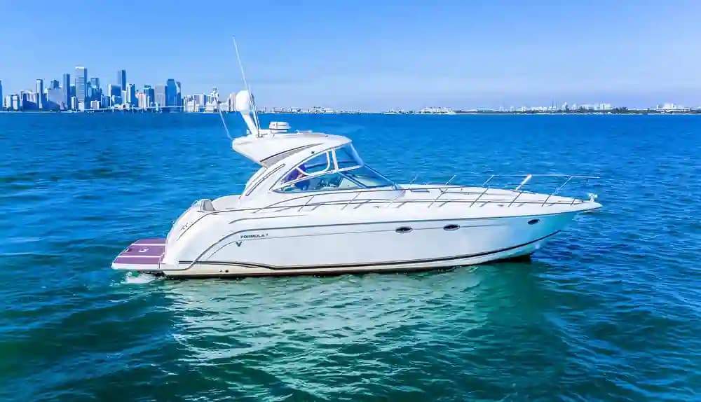 Formula Boats 40 Perfomance Cruiser for Sale