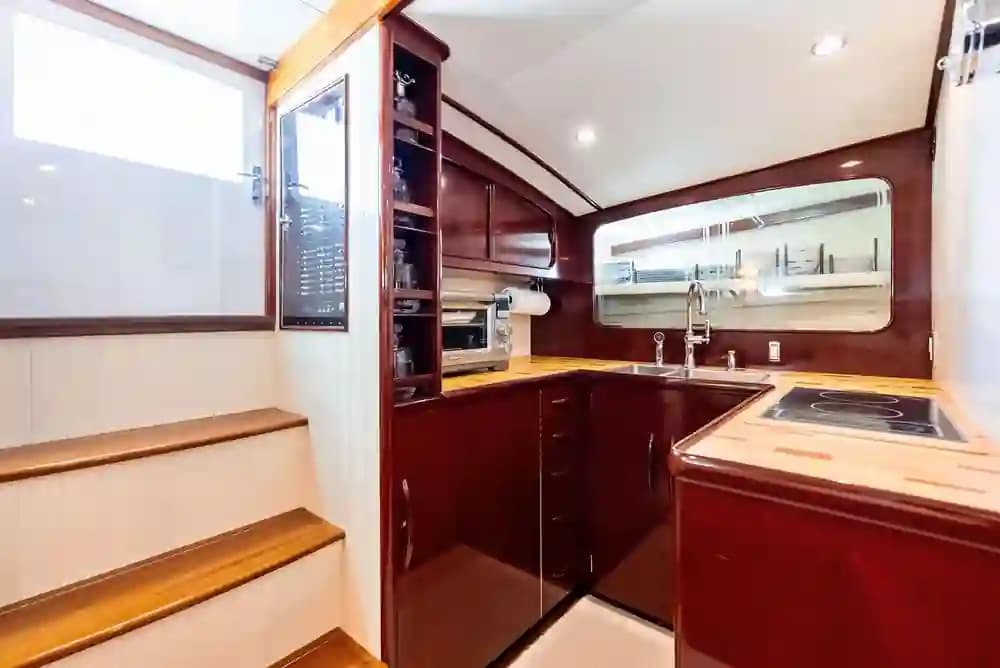 2000 Rybovich 44 Express for Sale in Pompano Beach, Florida Saltwater Fishing 3