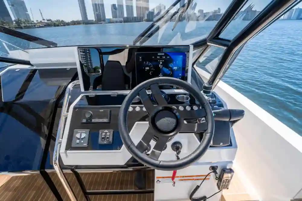 2025 De Antonio Yachts D32 Open for Sale in Miami, Florida Walk-around Boats 2
