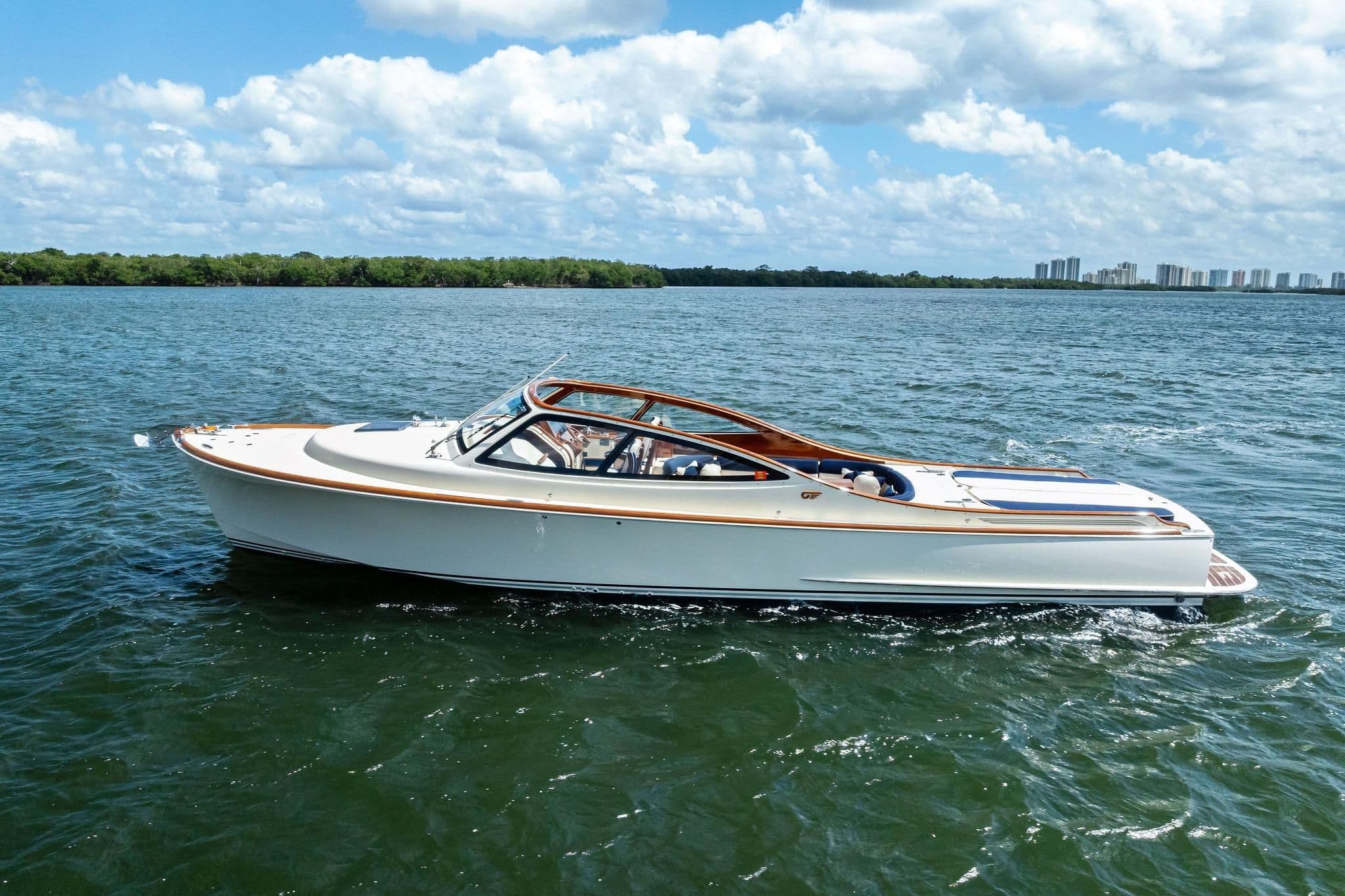 Hinckley Yachts Talaria 38R for Sale