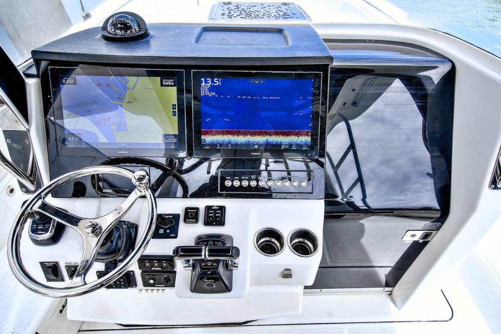 2017 EdgeWater 368CC