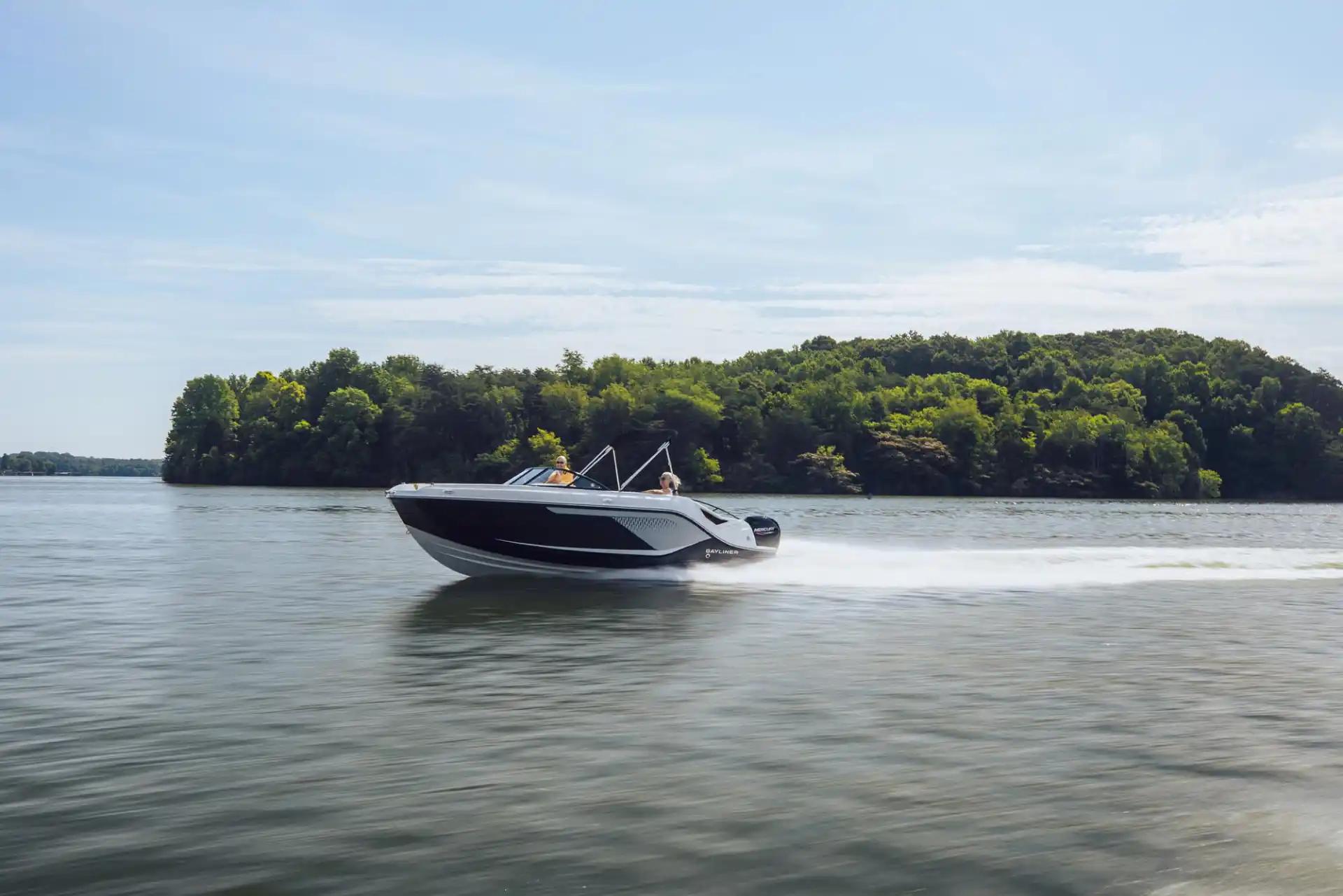 Bayliner D22 zum Verkauf