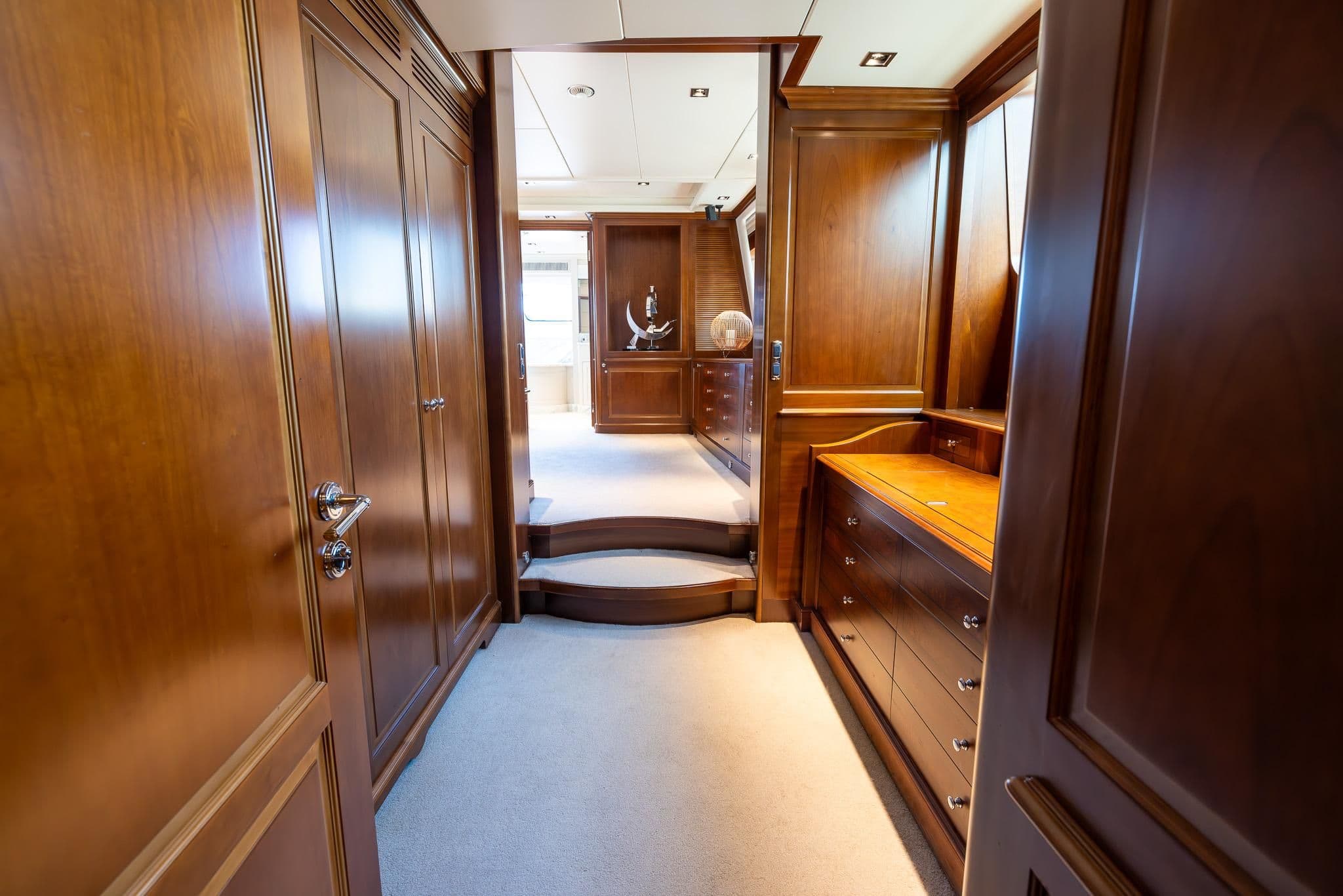2008 Benetti Classic 121 Arthur's Way for Sale in Fort Lauderdale, Florida Megayacht 1