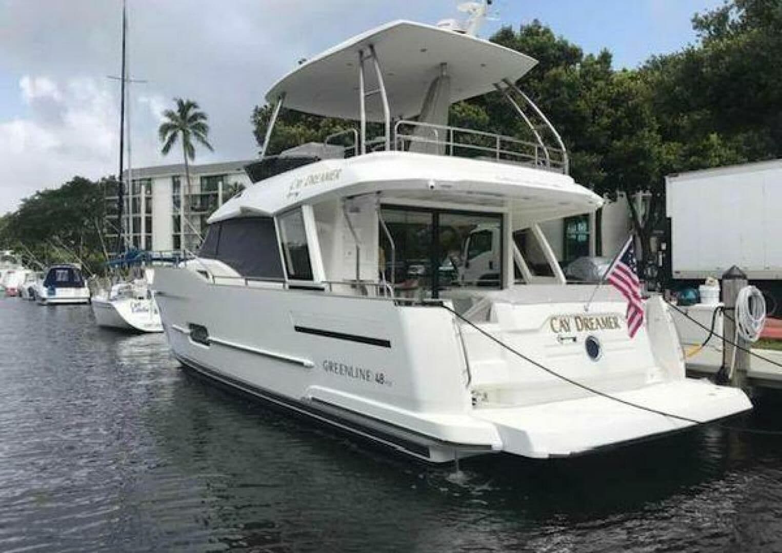 Greenline Yachts 48 Fly for Sale