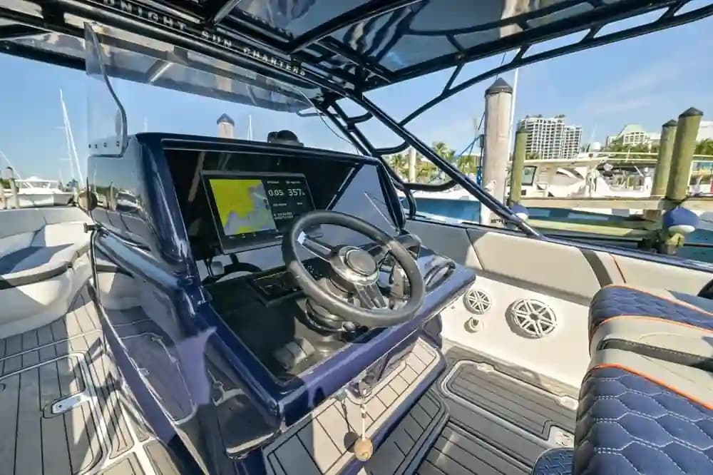 2014 Midnight Express Boats 37' Open for Sale in Miami, Florida Center Console 3