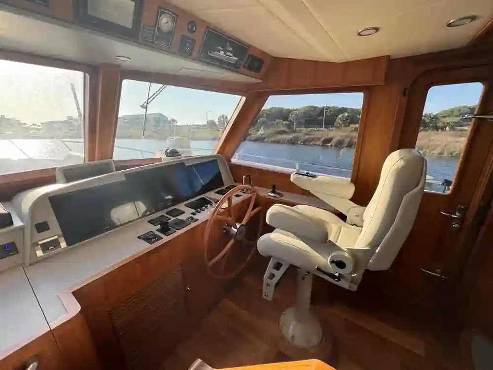 2023 Outer Reef Yachts 670 Azure Custom Cockpit Motoryacht zum Verkauf in Fort Lauderdale, Florida Flybridge 3