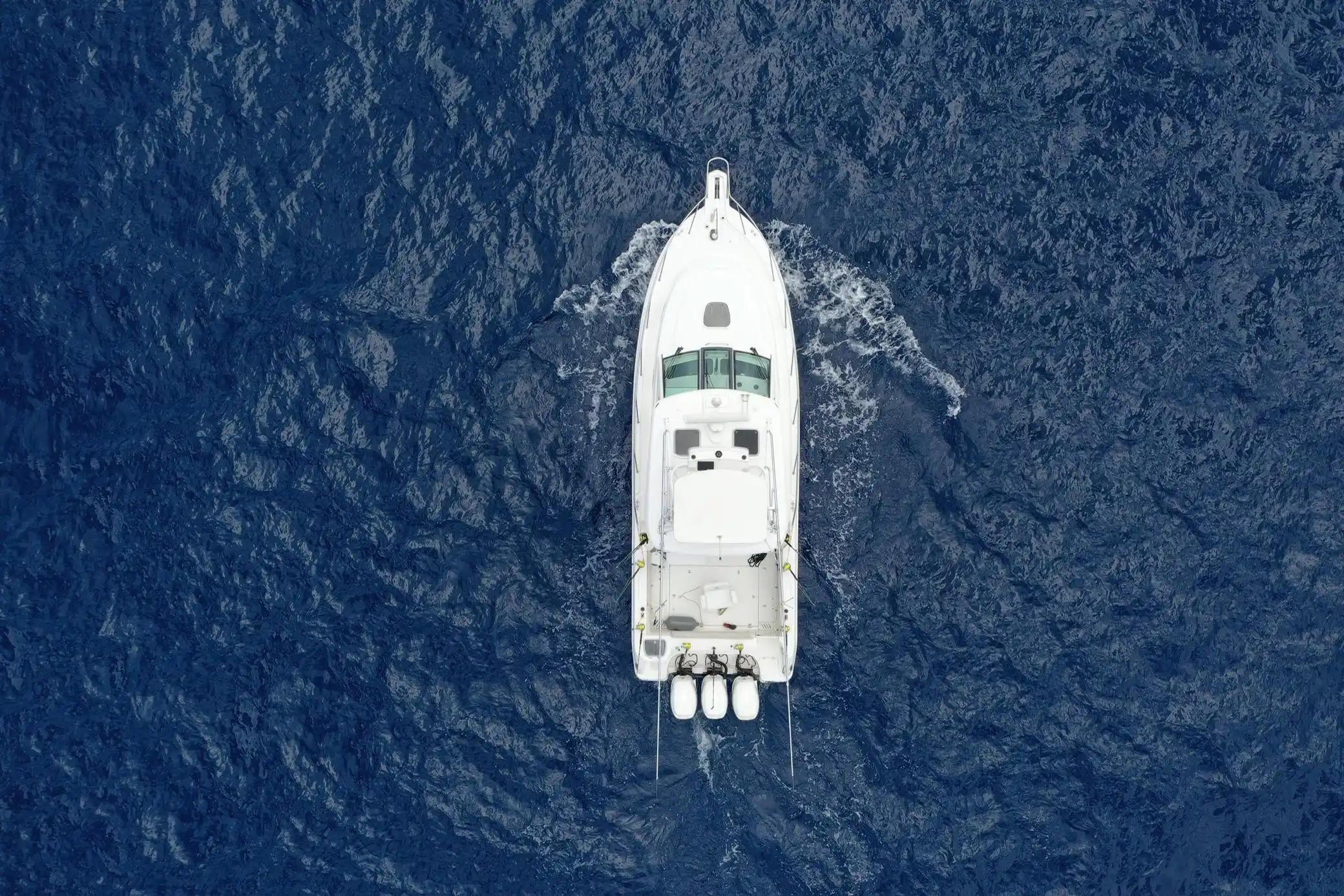 Boston Whaler 345 Conquest For Sale