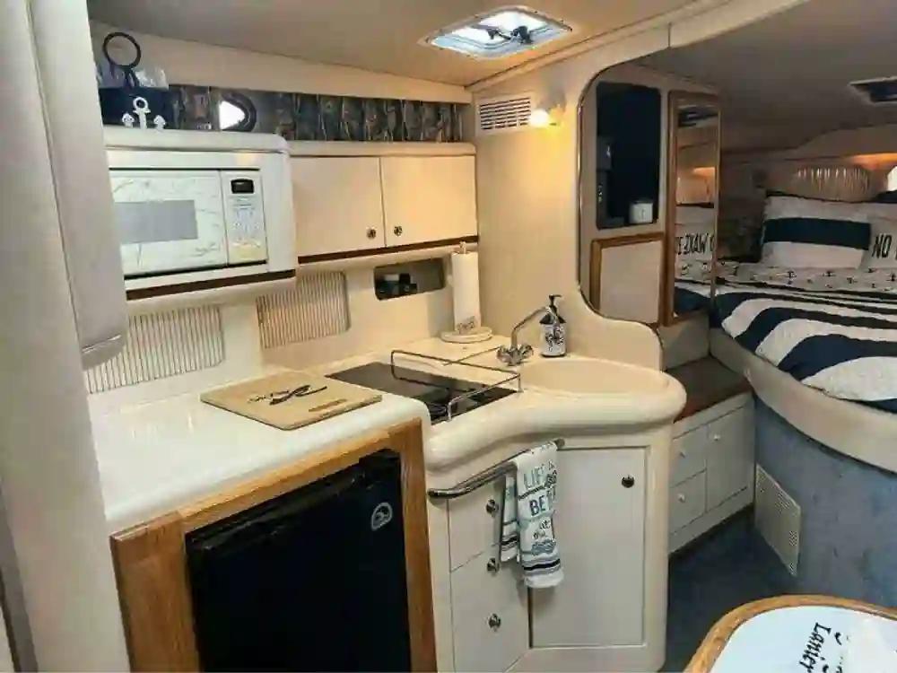 Sea Ray 330 Express Cruiser For Sale