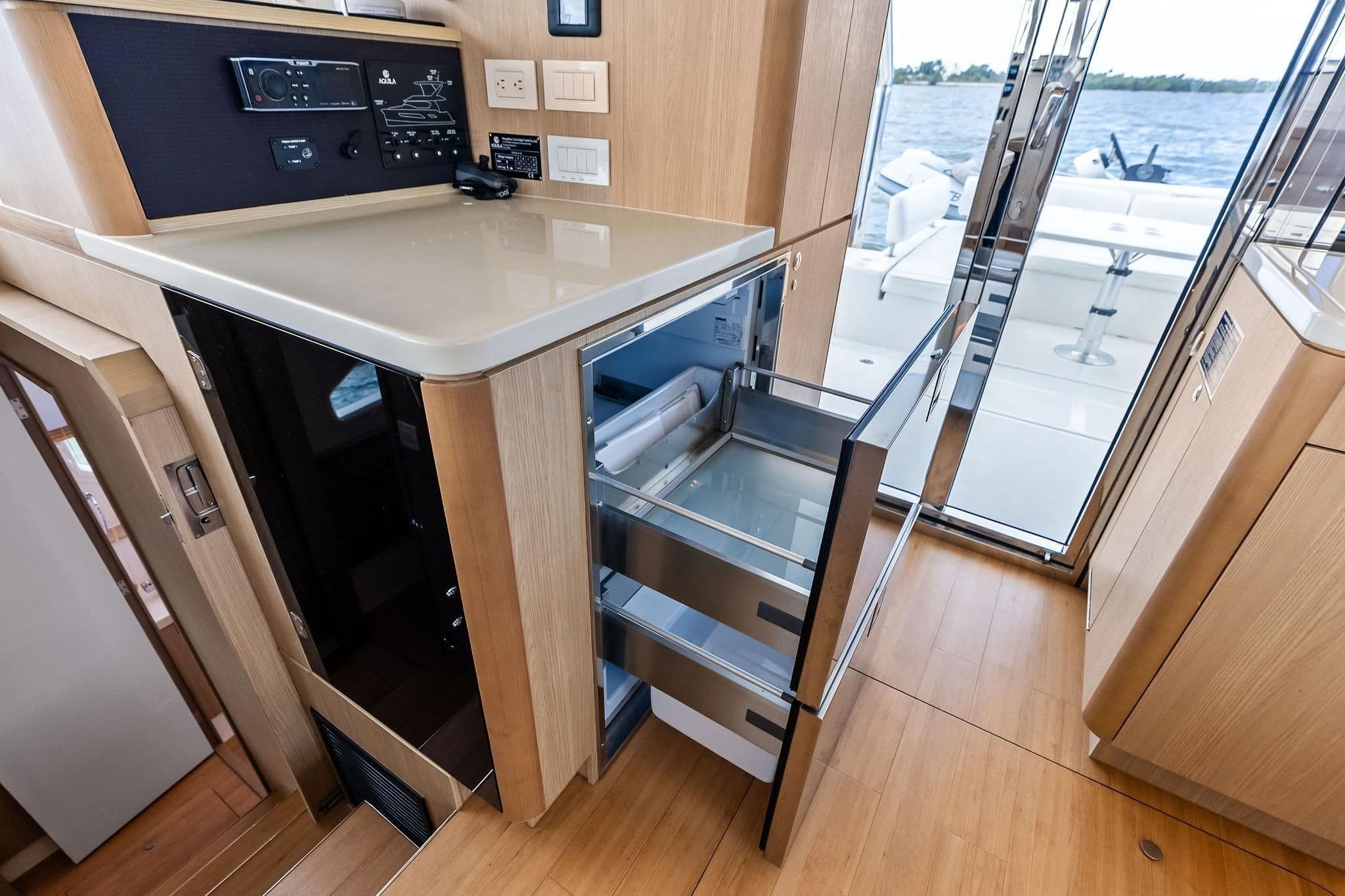Aquila 44 Yacht in vendita