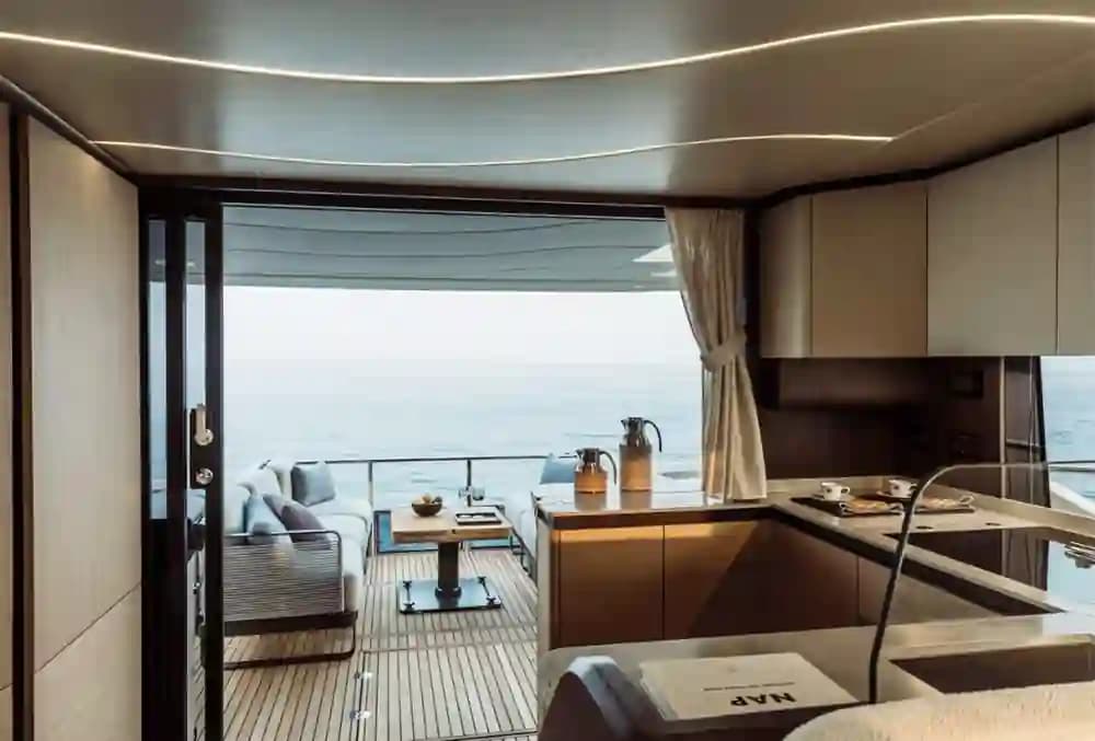 2025 Absolute 52 FLY for Sale in Dubai, AE Flybridge 2