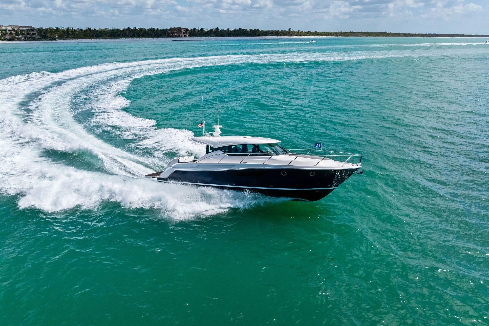 Tiara Yachts C44 Coupe for Sale