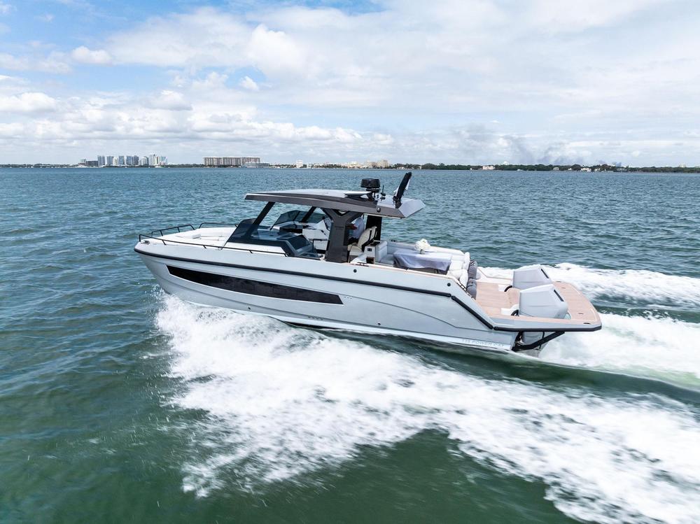 2024-tesoro-t38-power-cat-power-9710406-20250421085521093-1_XLARGE.jpg