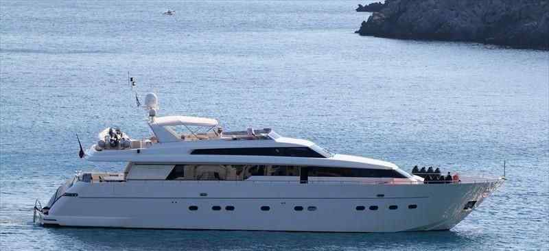 Yacht