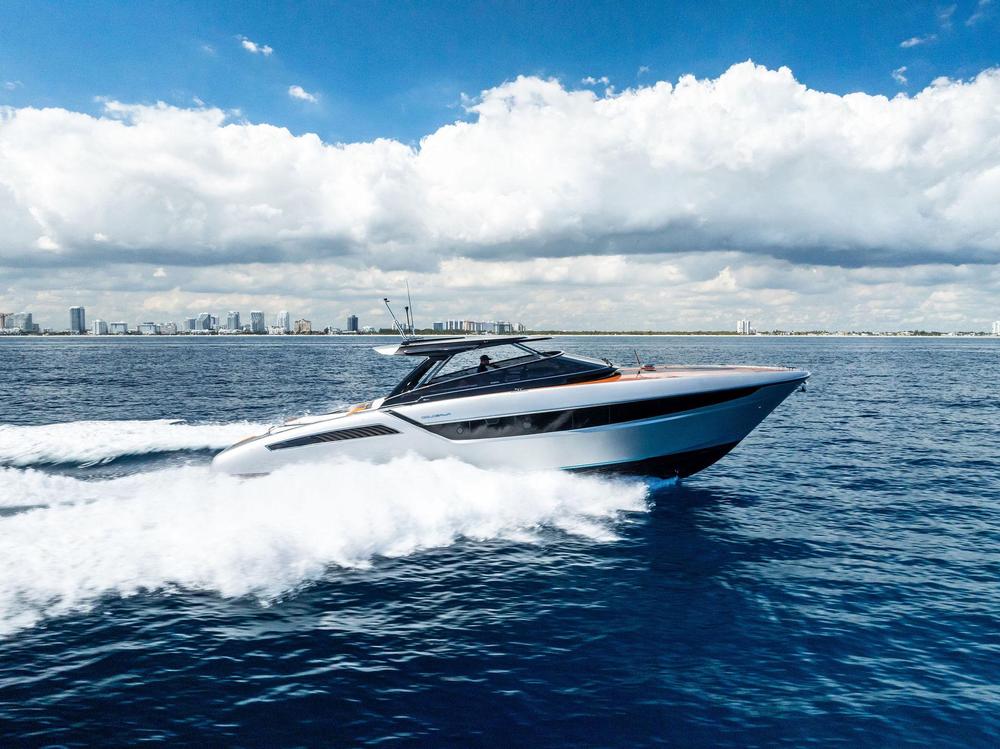 2022-riva-dolceriva-power-9682885-20250304134658128-1_XLARGE.jpg