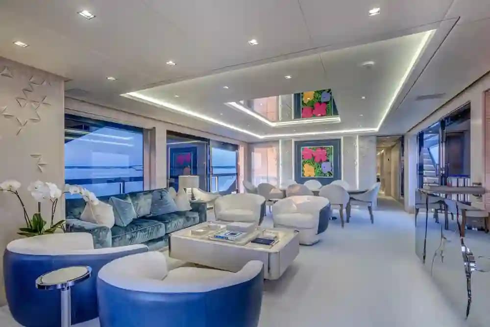 Mangusta Gransport 33 on Display
