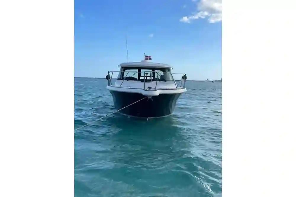 Tiara Yachts 3100 Coronet For Sale