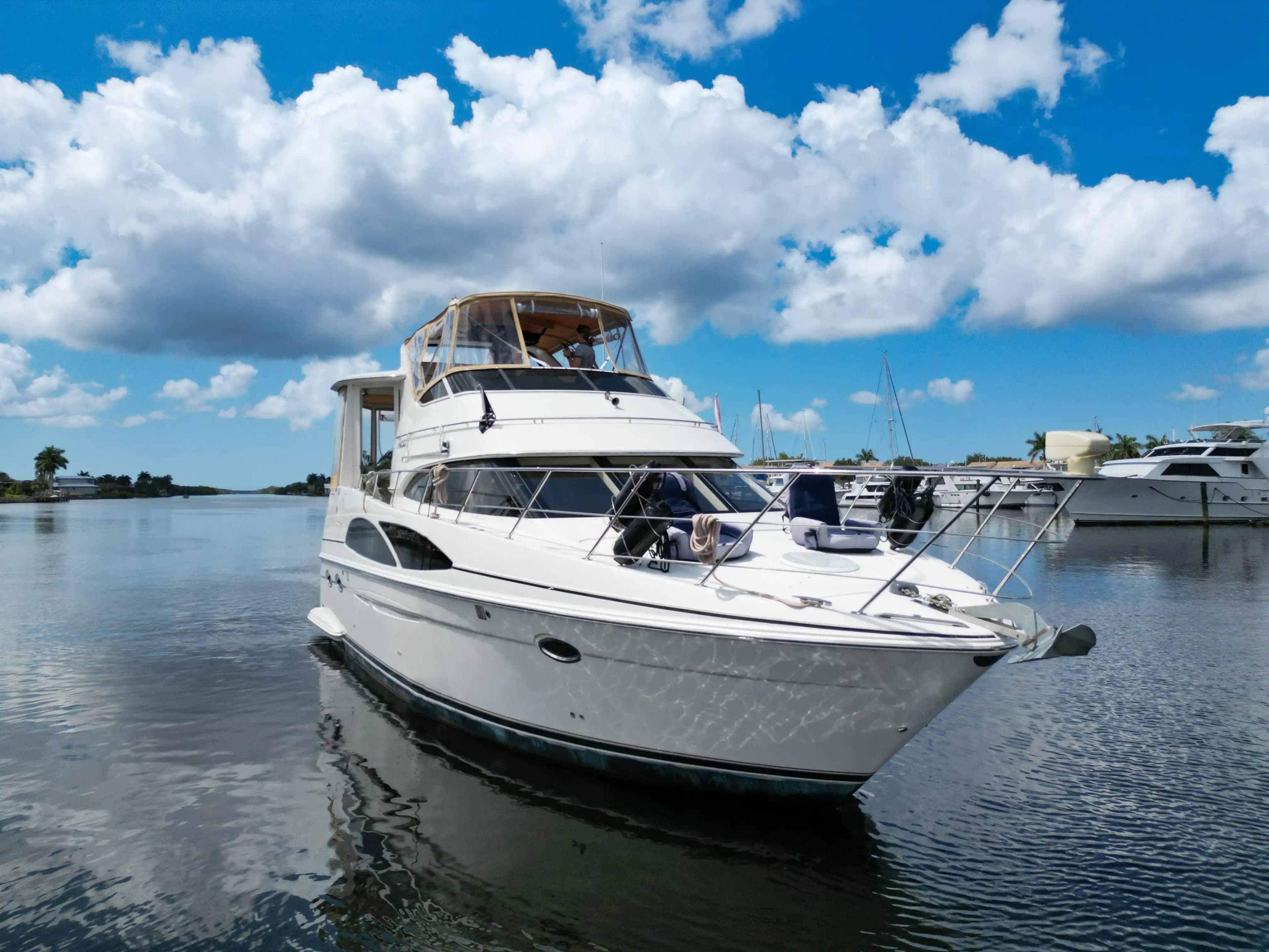 2005 Carver 390 MY for Sale in North Fort Myers, Florida Motor Yacht 3