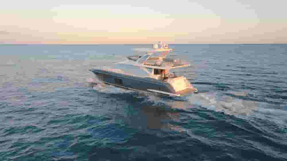2021 Azimut Fly 72