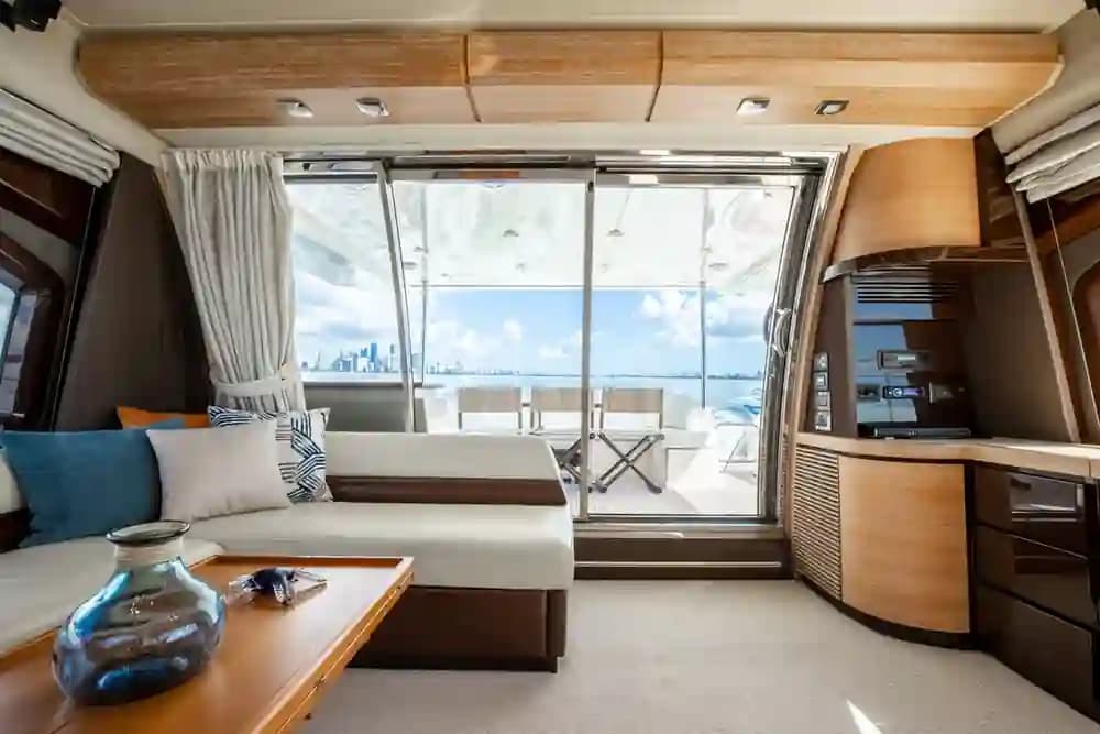 2012 Azimut 70 for Sale in Pompano Beach, Florida Flybridge 2