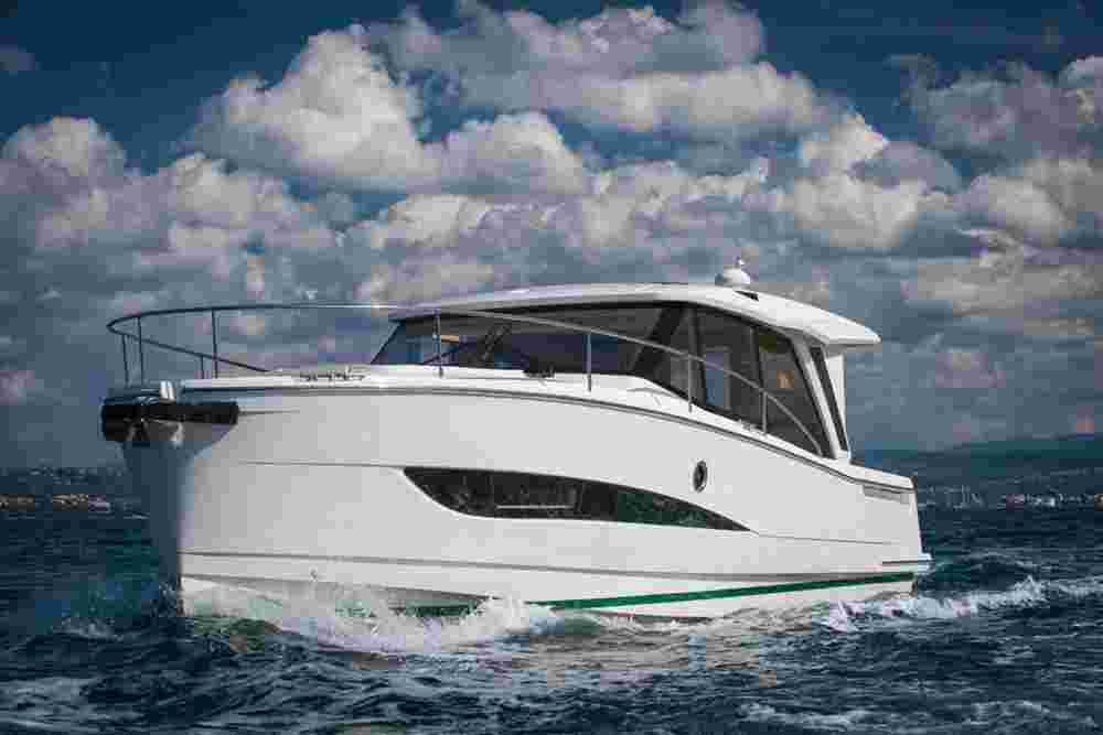 2025 Greenline Yachts 39