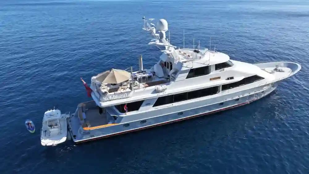 Crescent Custom Yachts 115' for Sale