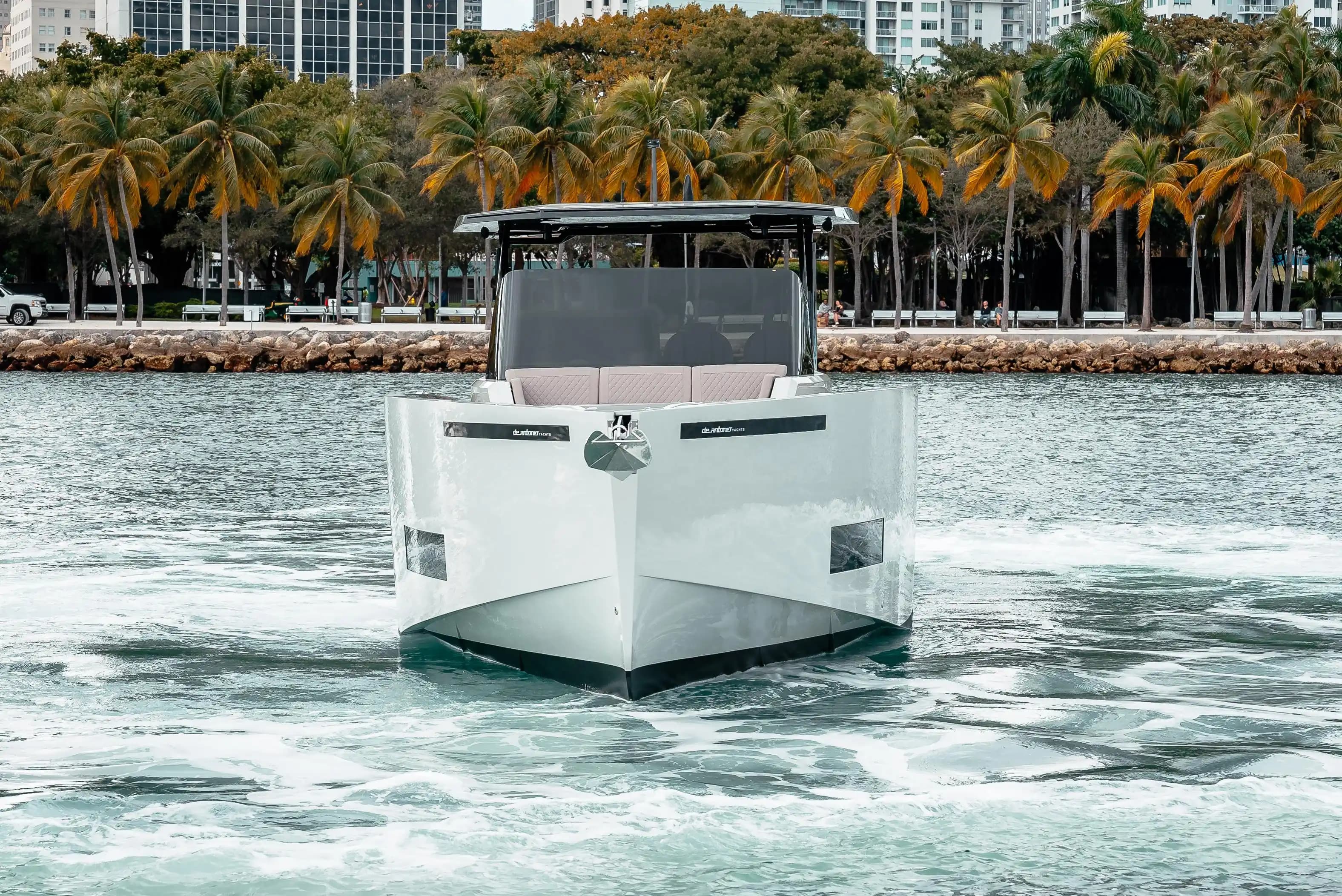 De Antonio Yachts D42 Open for Sale