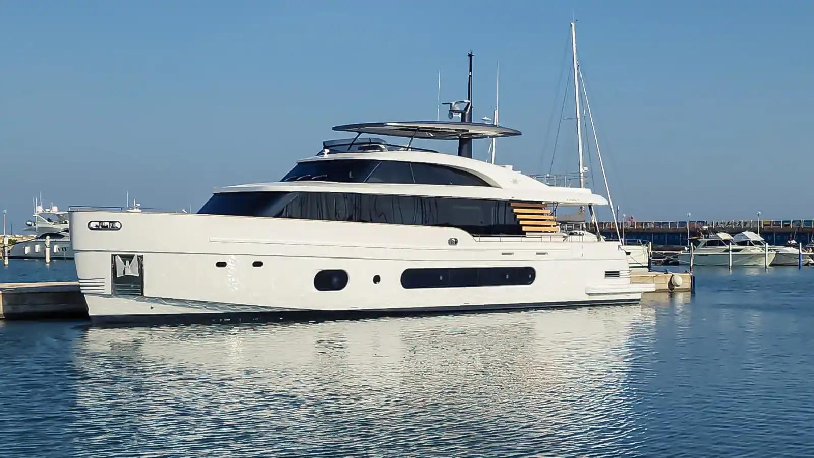 Azimut Magellano 25M For Sale