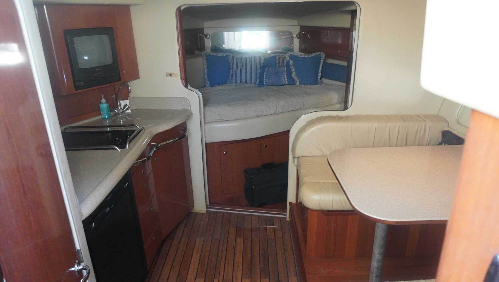 2002 Sea Ray 340 Amberjack for Sale in North Miami Beach, Florida Sport Cruiser 3