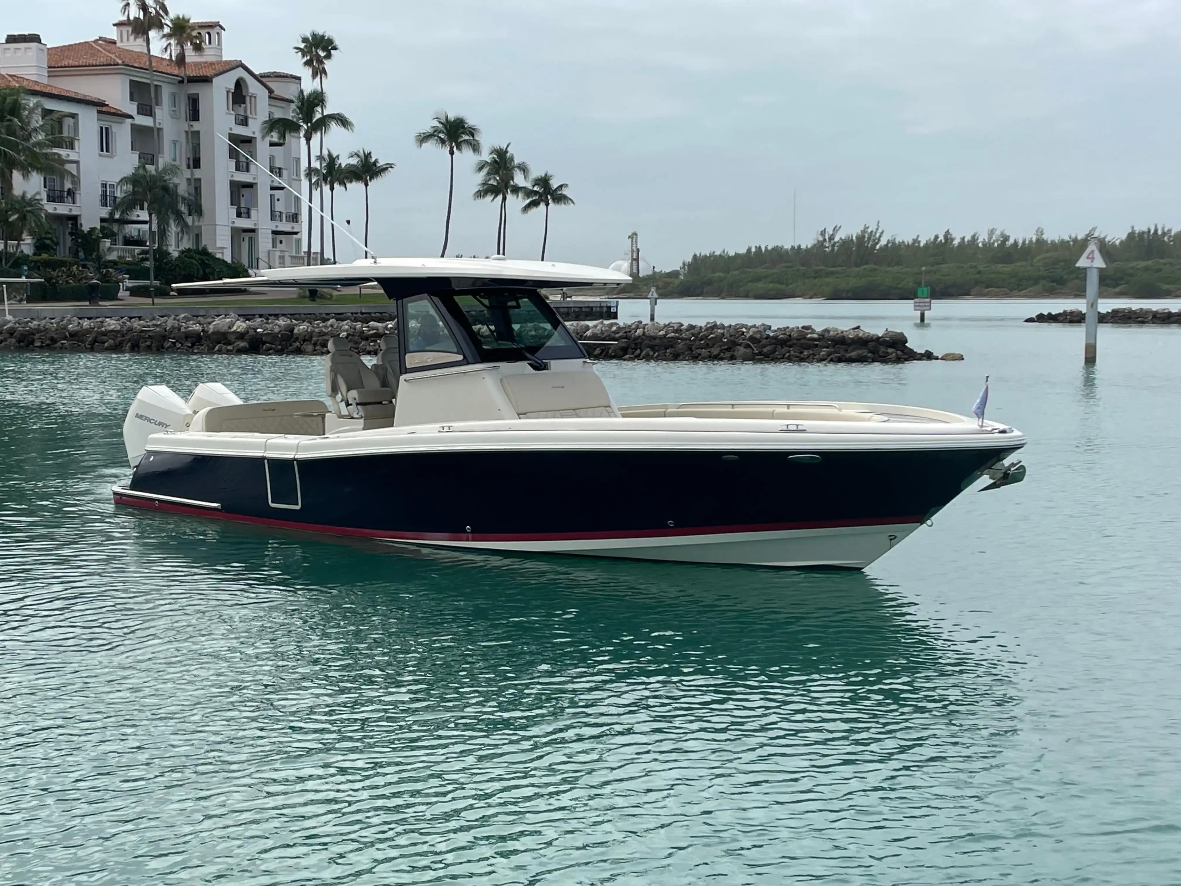 Chris-Craft Catalina 30 for Sale