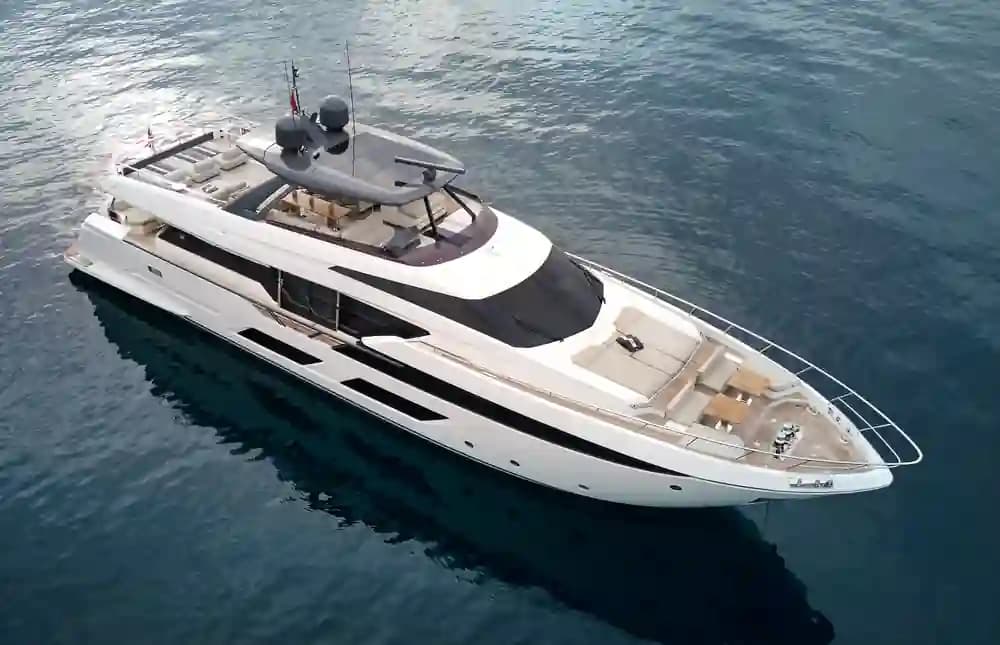 Ferretti Yachts 920 in vendita