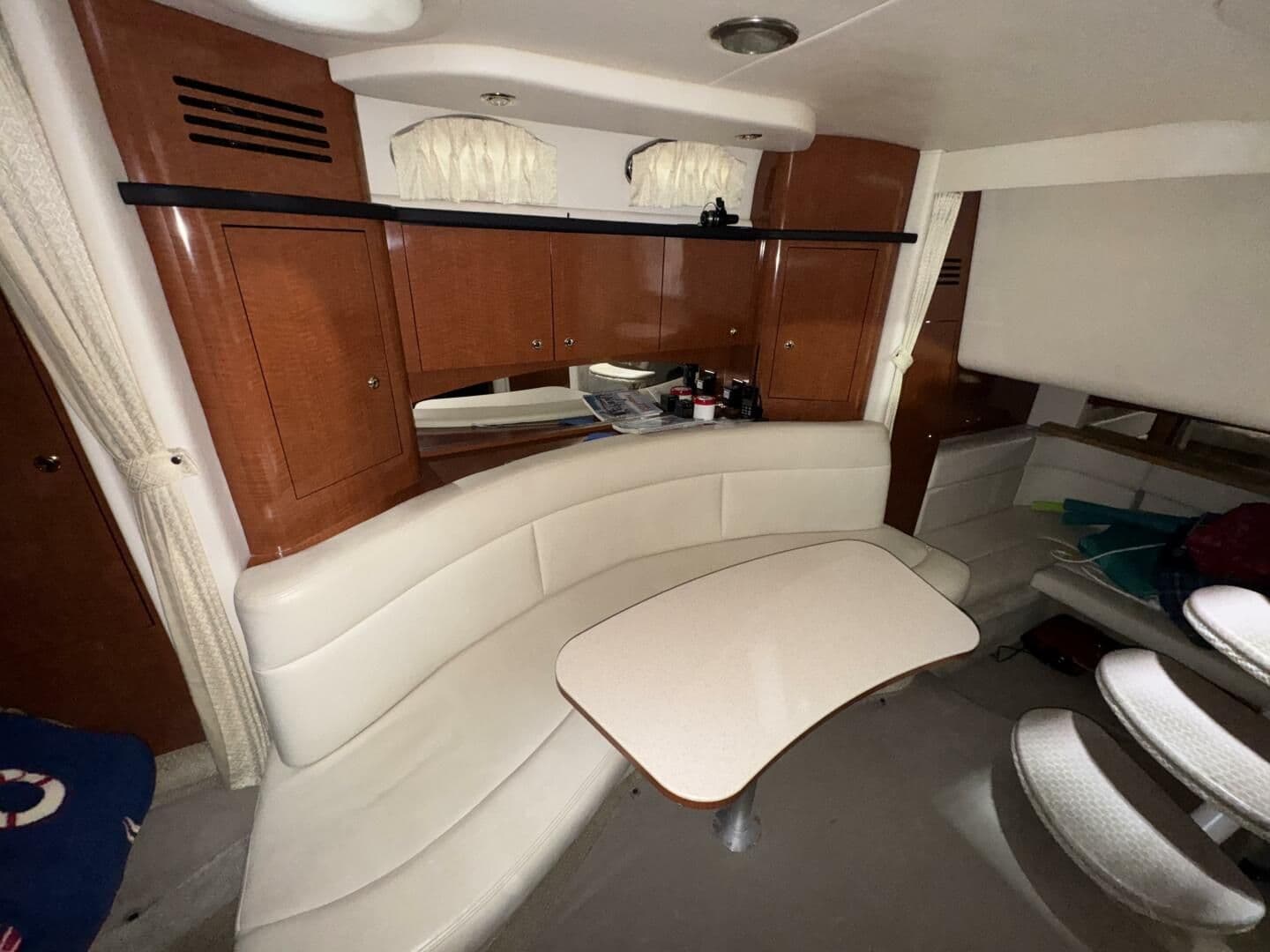 2004 Sea Ray Sundancer 320 te koop in Milwaukee, Wisconsin Express Cruiser 5