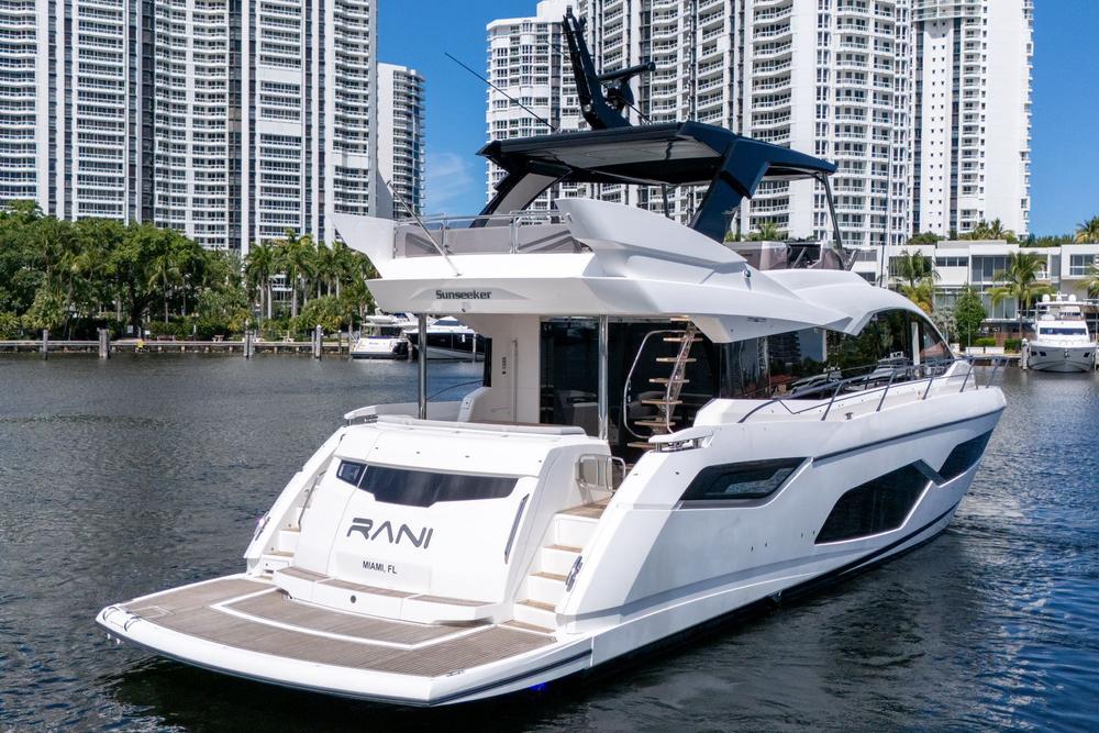 Sunseeker-Manhattan68_ext05.jpg