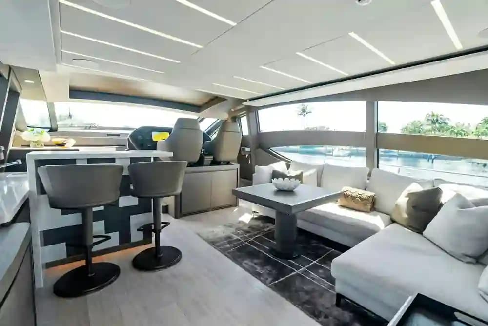 2021 Pershing 74 te koop in North Palm Beach, Florida Motor Yacht 4