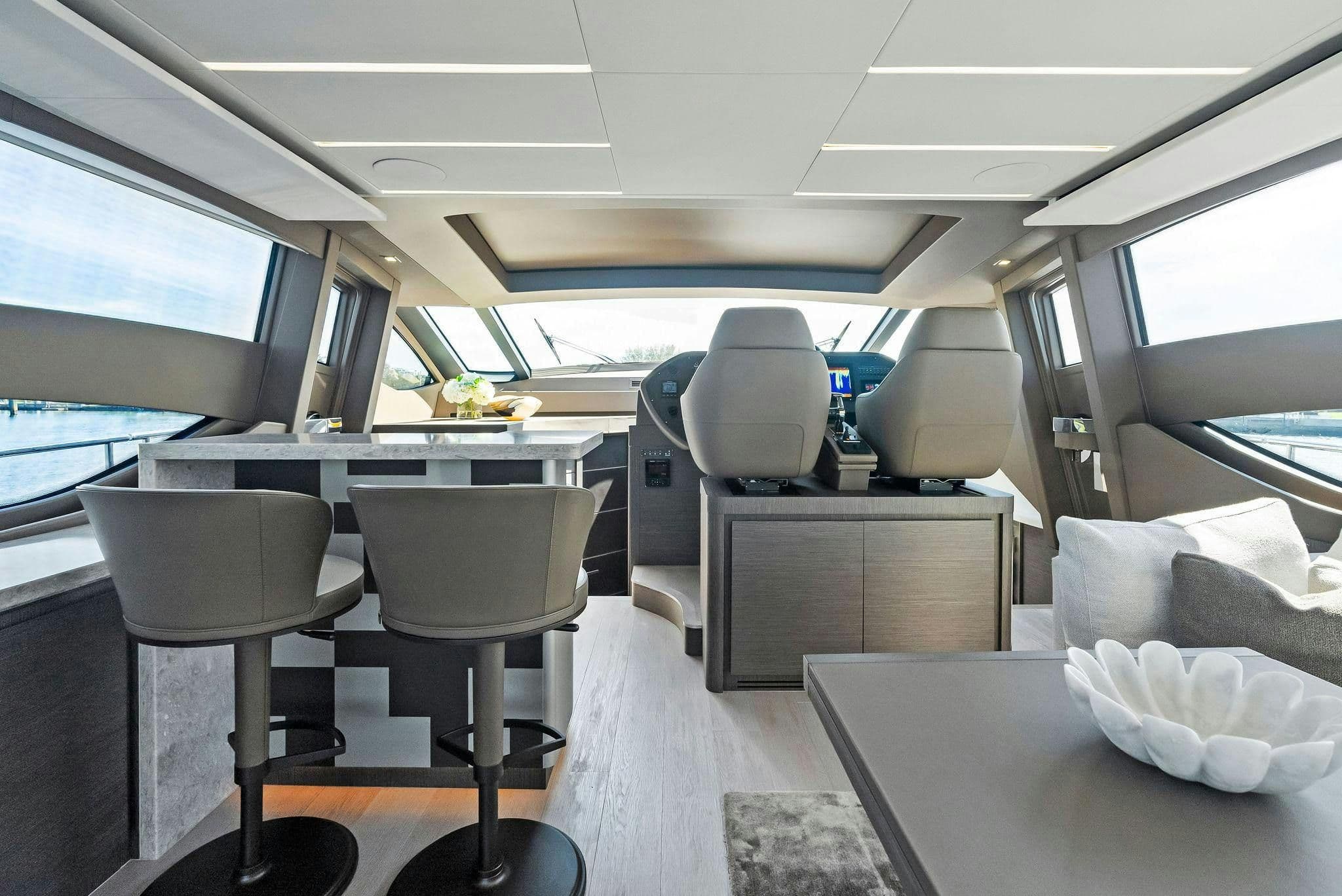 2021 Pershing 74 te koop in North Palm Beach, Florida Motor Yacht 5