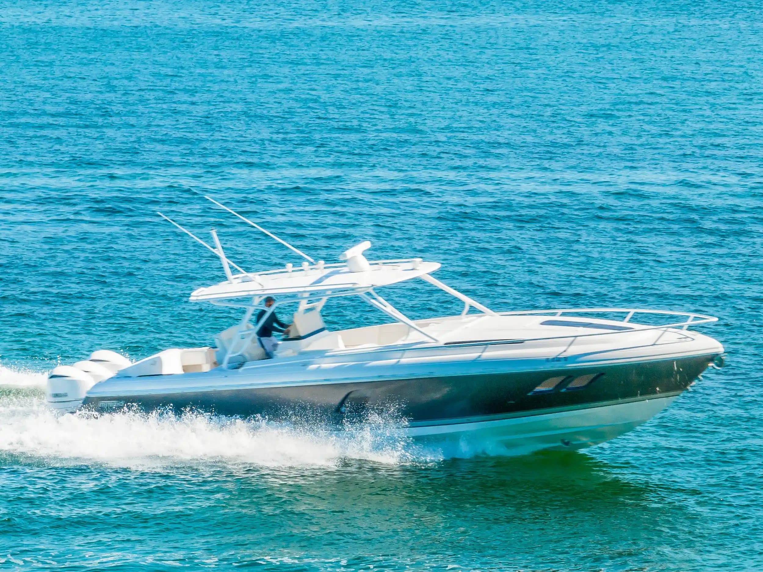 Intrepid Powerboats 400 Cuddy for Sale