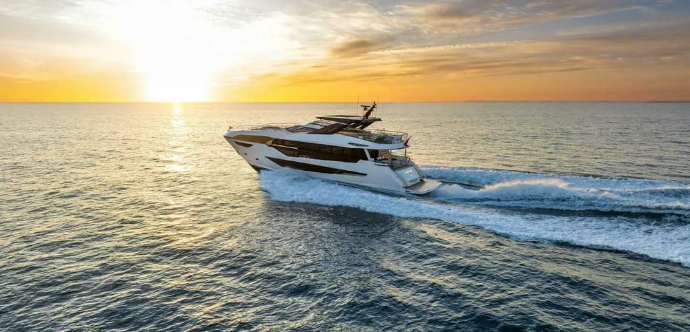2026 Sunseeker 100 Yacht