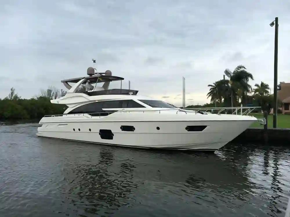 Ferretti Yachts 690 For Sale