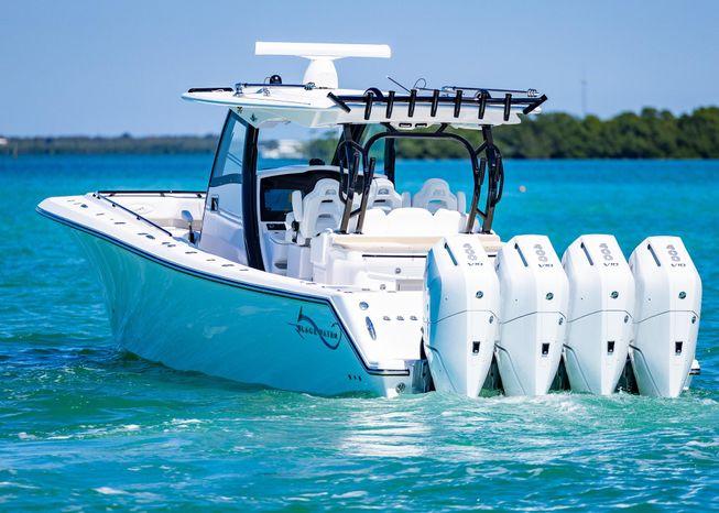 2025-blackwater-43-sportfish--power-9545533-20250312124855678-1_XLARGE.jpg