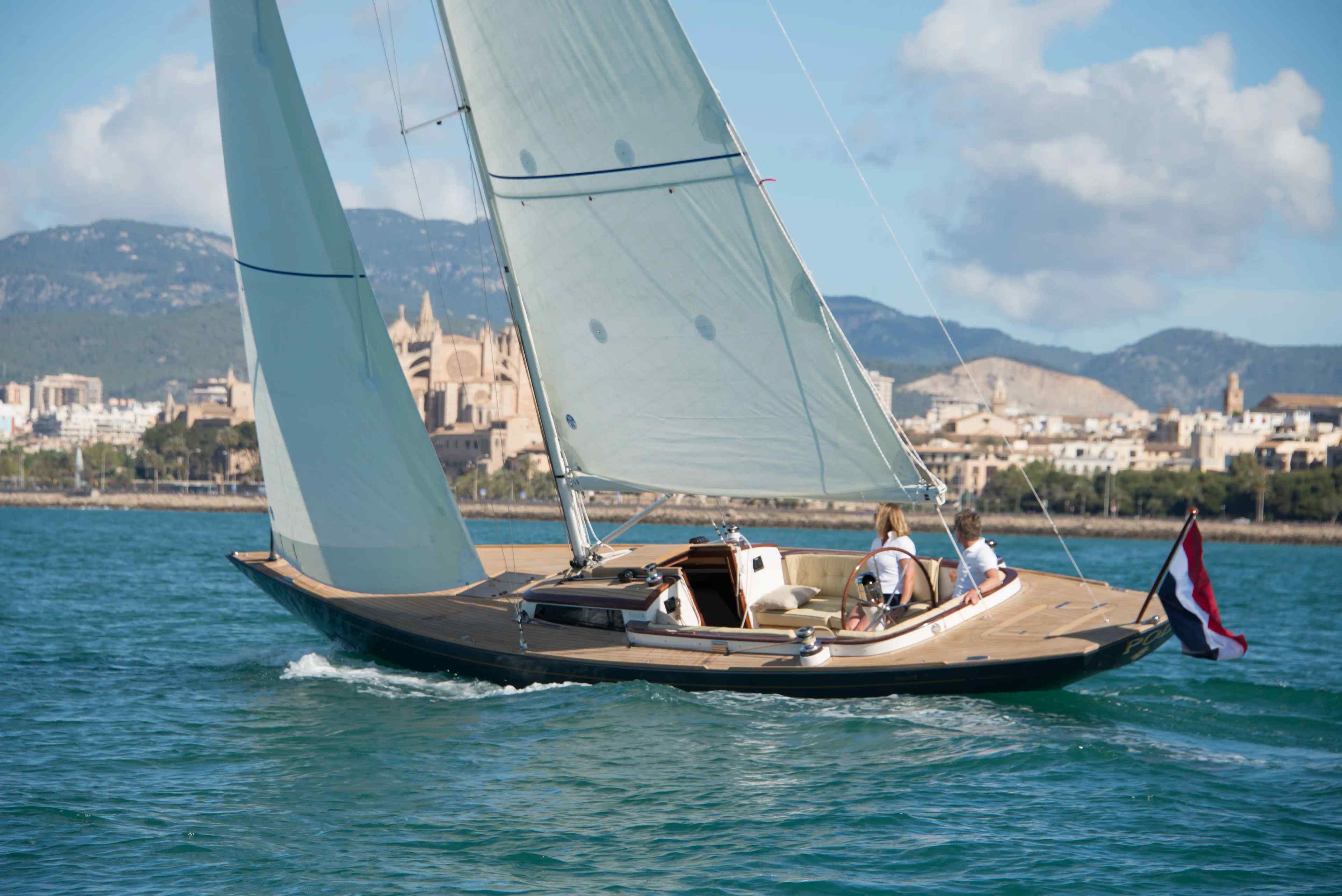 Yacht
