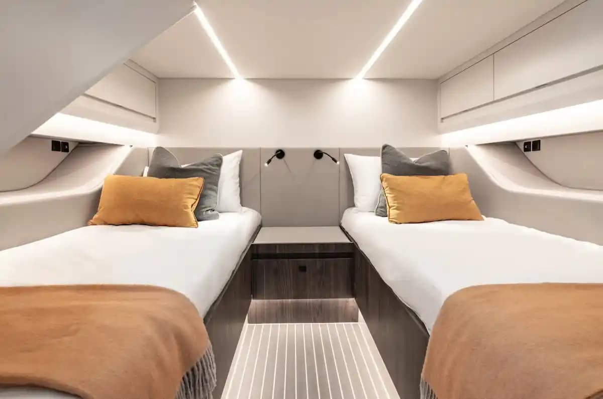 2025 Vanquish Yachts VQ55 Sports Line for Sale in Port d'Andratx, ES Center Console 5