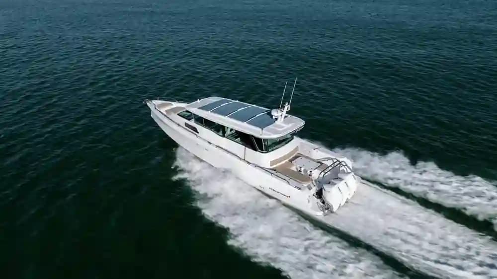 2025 Axopar 45 XC Cross Cabin Sold in Seattle, Washington Motor Yacht 3