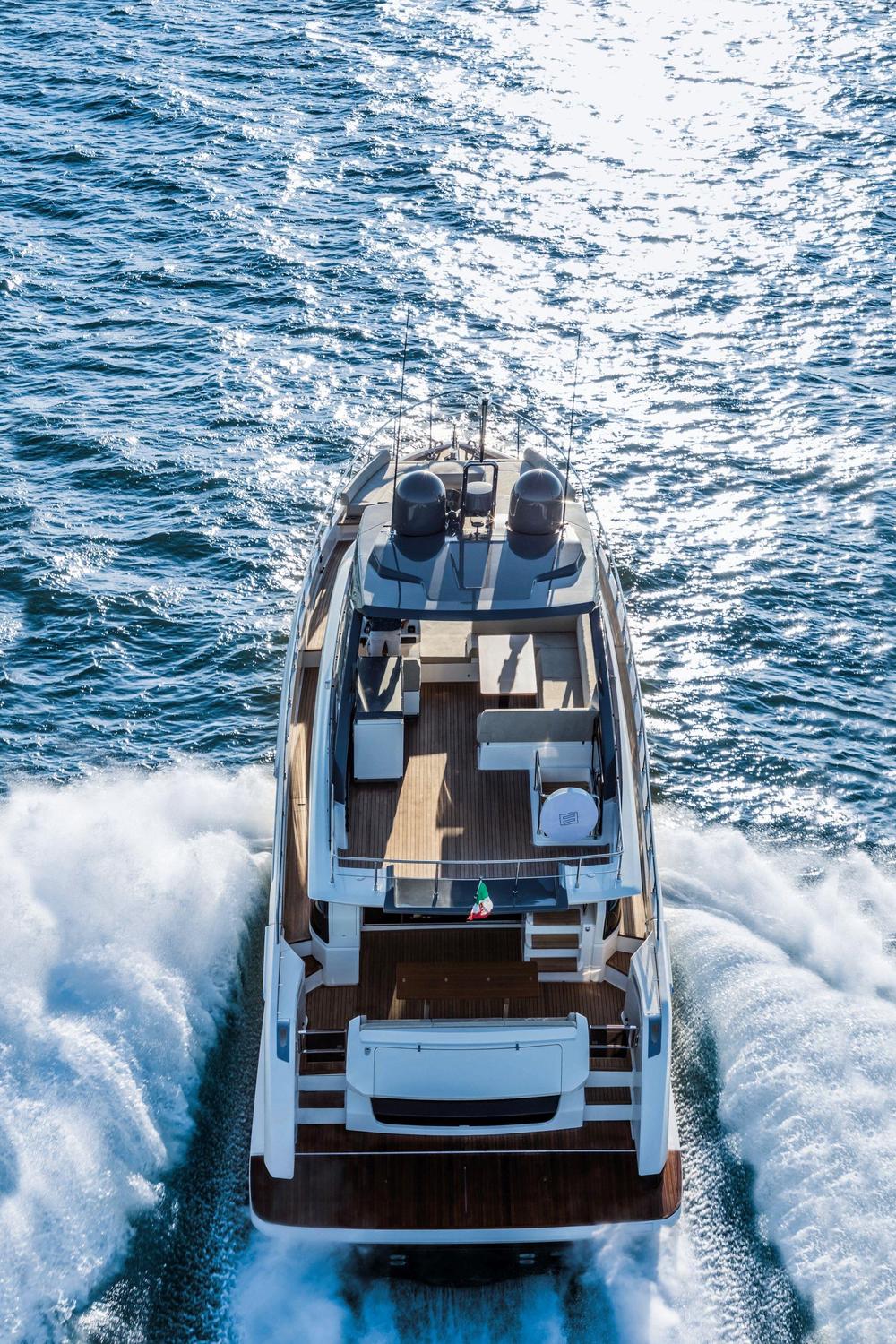 2023-ferretti-yachts-670-power-9783874-20250506080150633-1_XLARGE.jpg